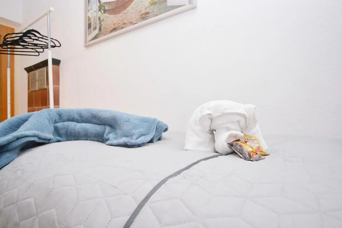 Daire Nue02-Fw Ferienwohnung Nuernberg Almanya